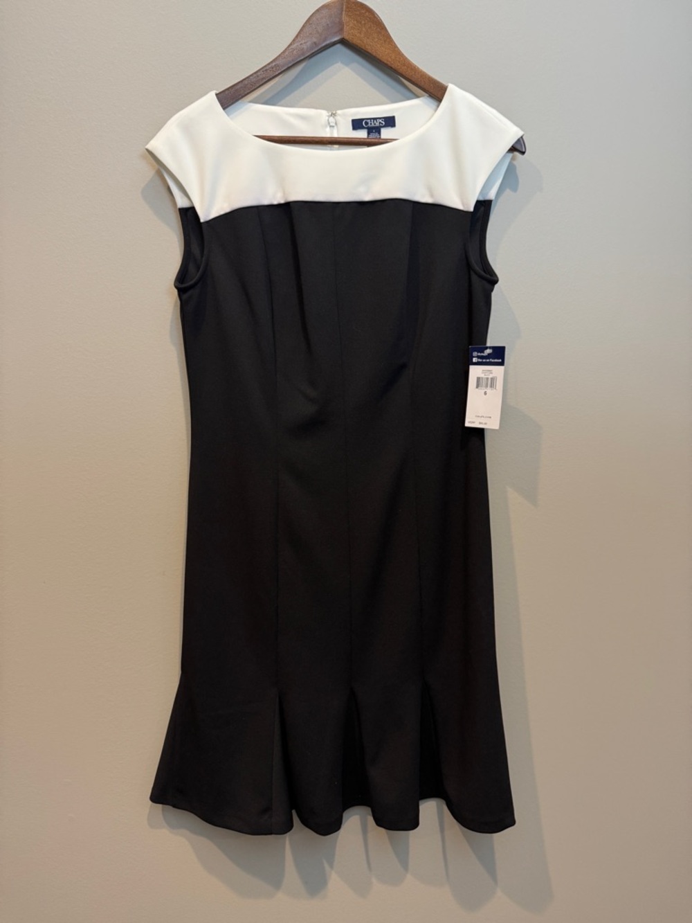 Chaps Black and White Cap-Sleeve Sheath Dress Size 6
